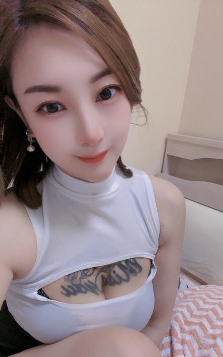 美乳少妇宝儿