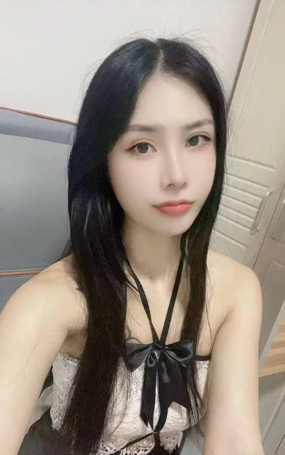 可深喉丽丽