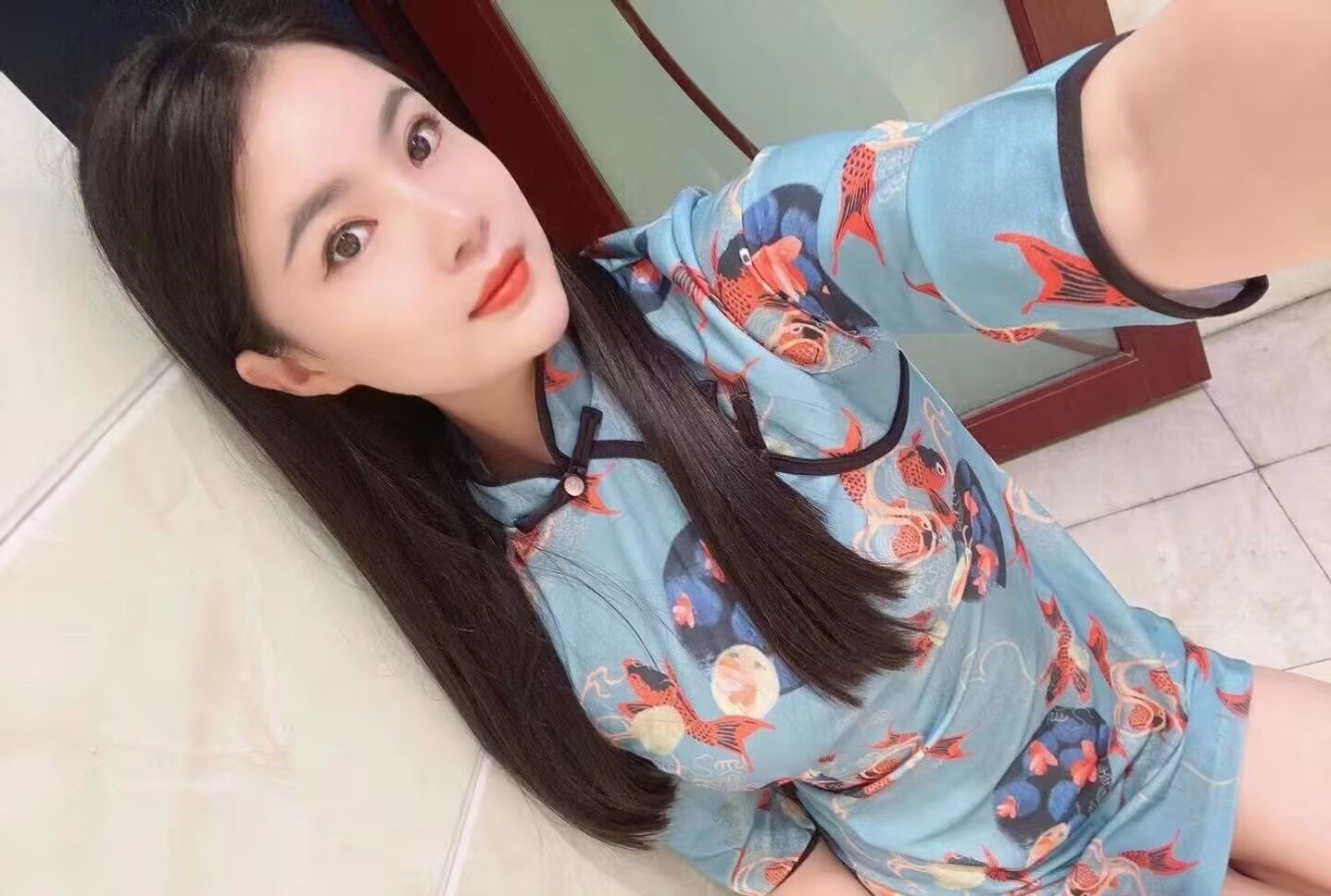 钟楼美艳少妇