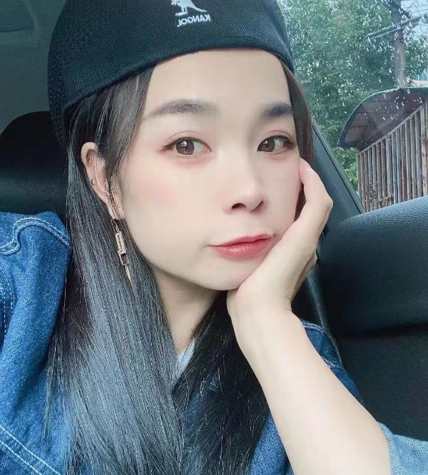 白云服务系少妇