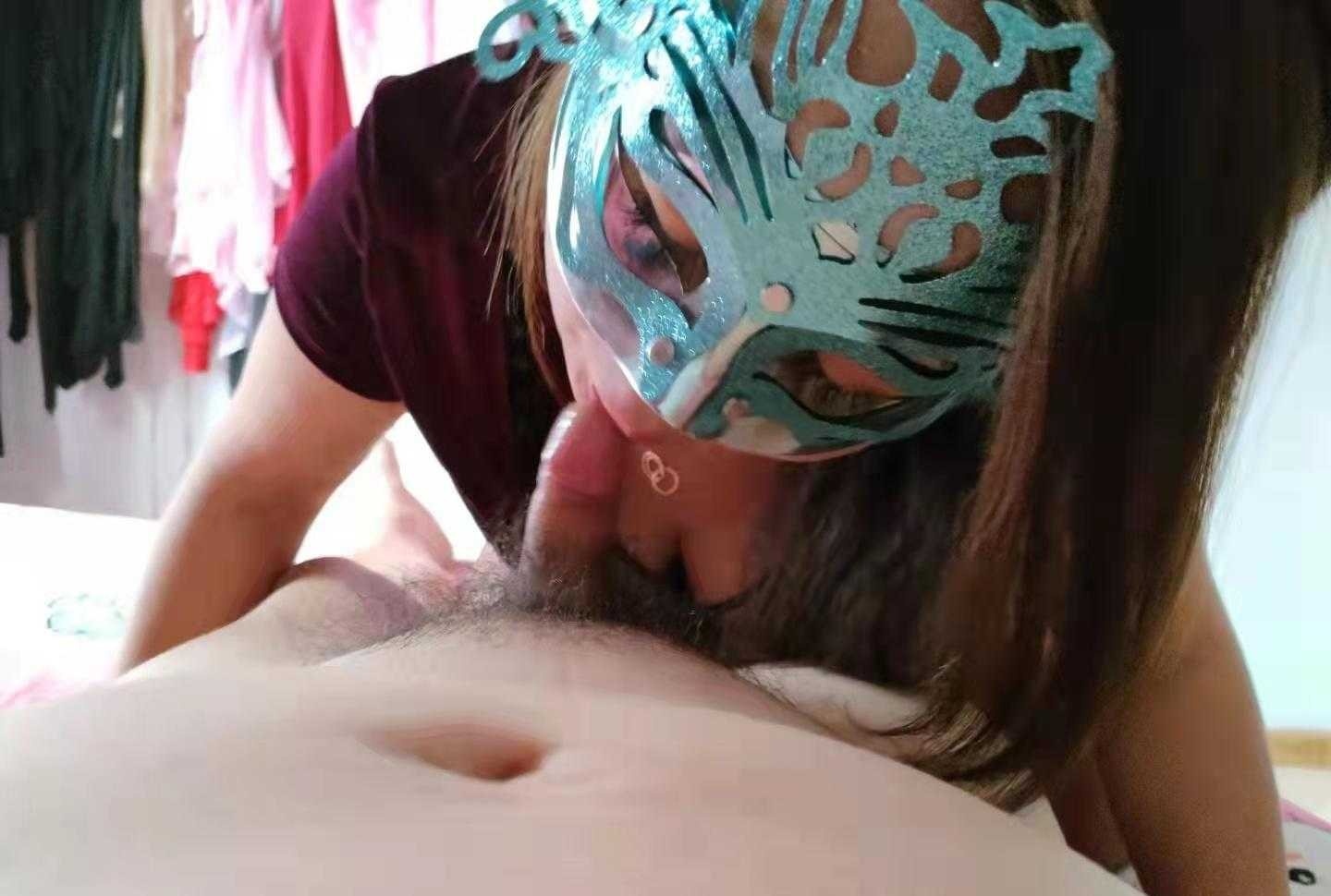 重工街 验货深喉骚熟女