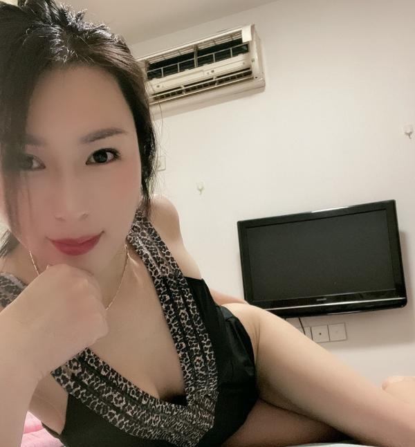 挺拔少妇娜娜