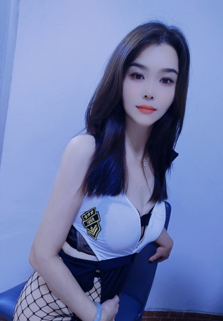 西丽服务系女郎