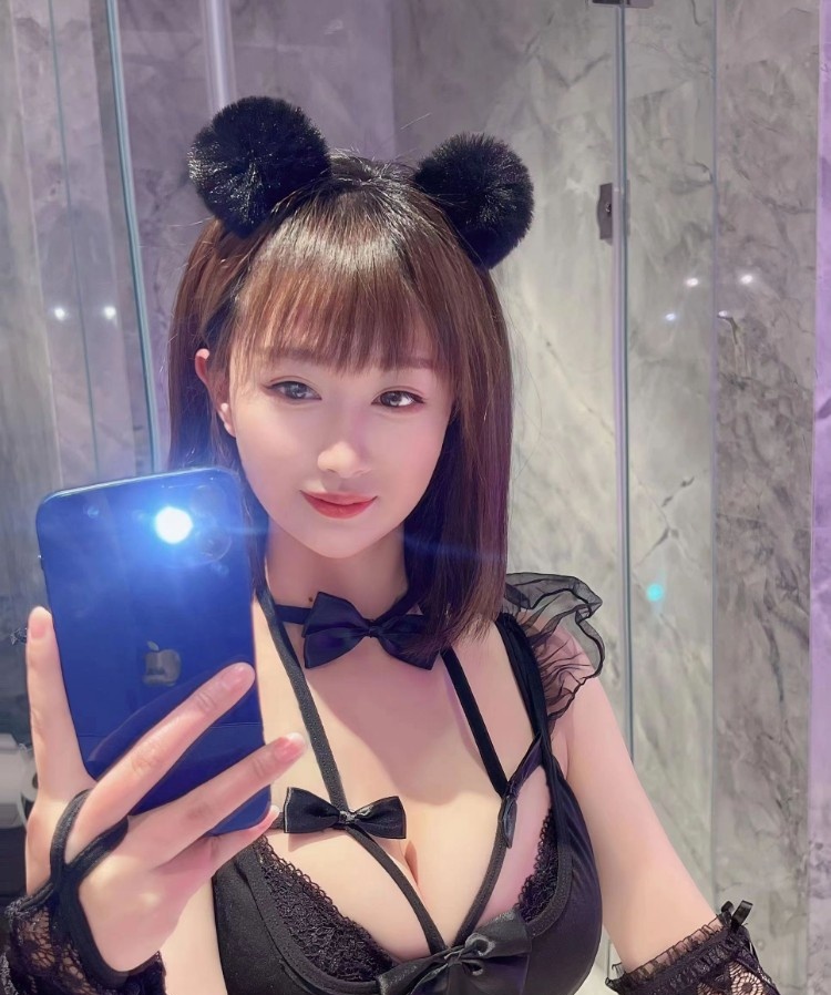上城区的妮妮小姐姐