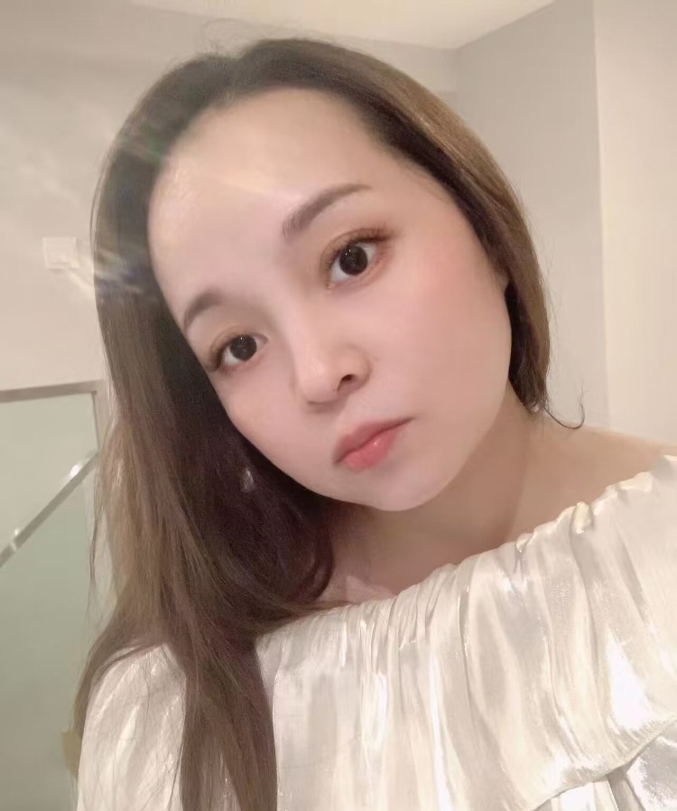 吾悦广场大胸
