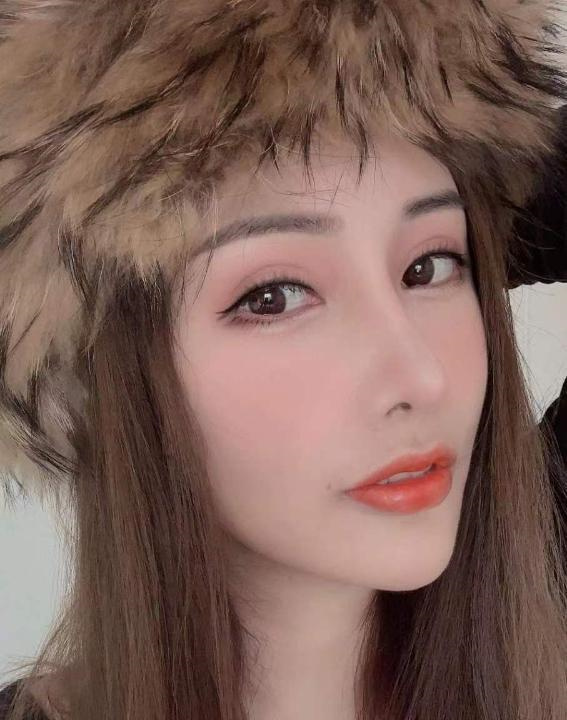 性感大奶selina