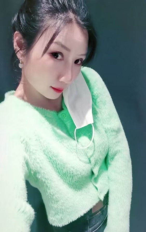 洛阳金谷园附近小美女