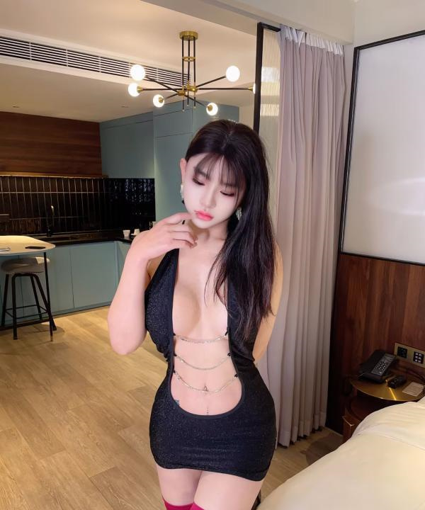 闵行制服米娅