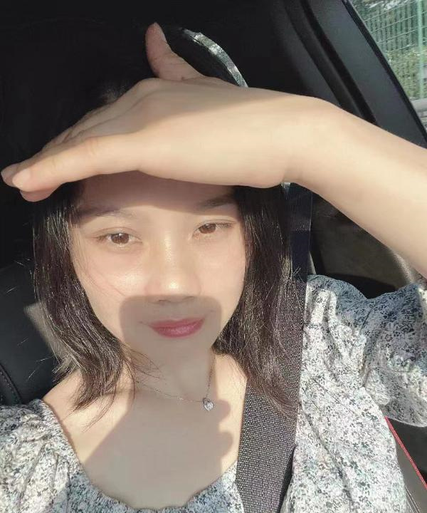 小巧骚妇服务好