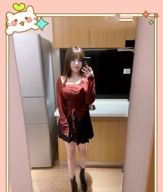 身材很好的小骚货