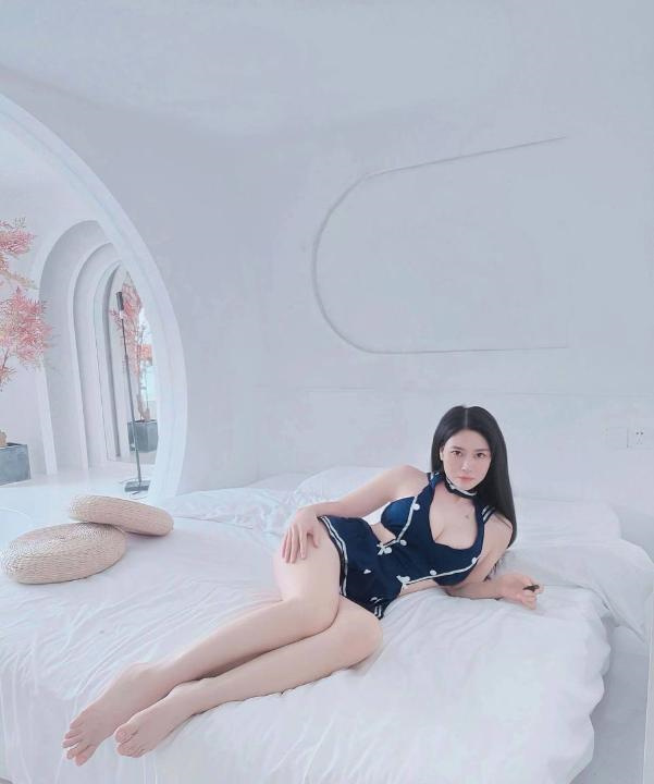 天河长腿诱惑老师