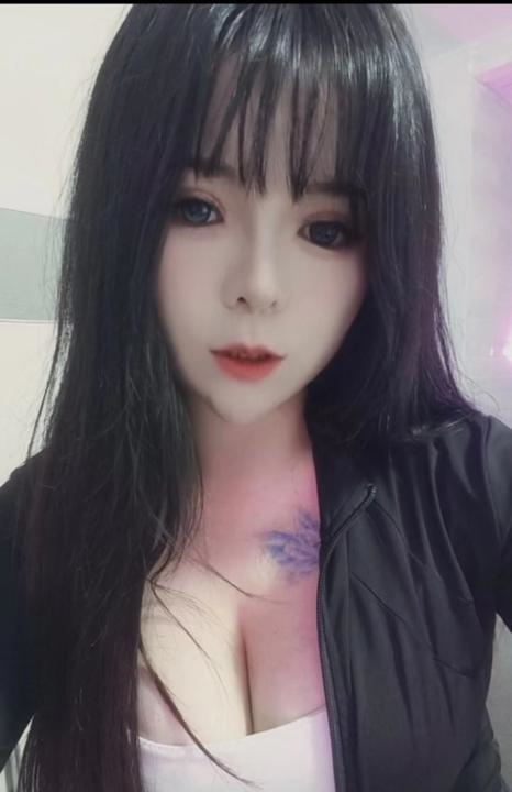 大奶服务系嫩妹