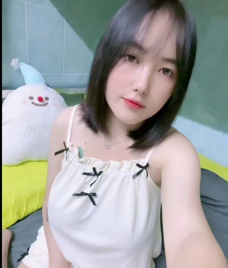 已验证绿源大奶年轻美女
