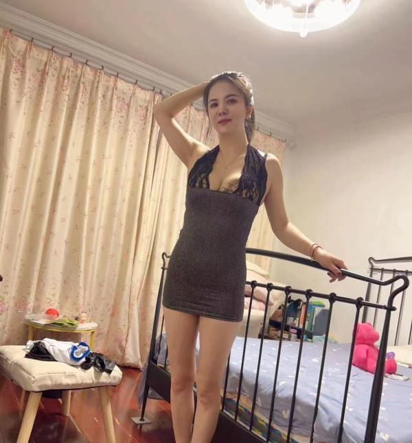 普陀骚逼服务系波霸