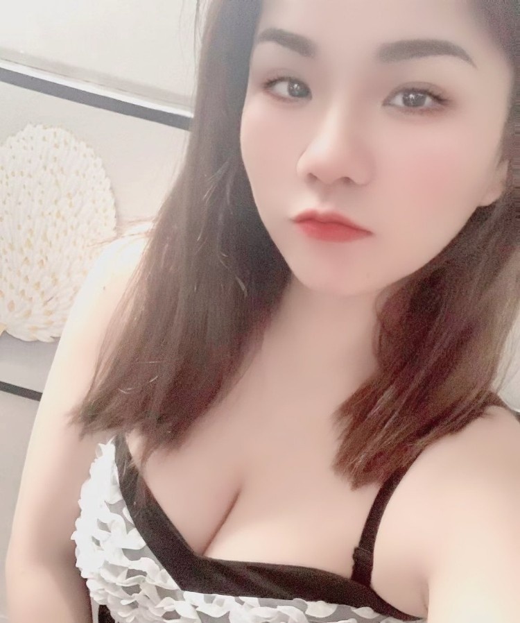 南京丰满爆乳浪女
