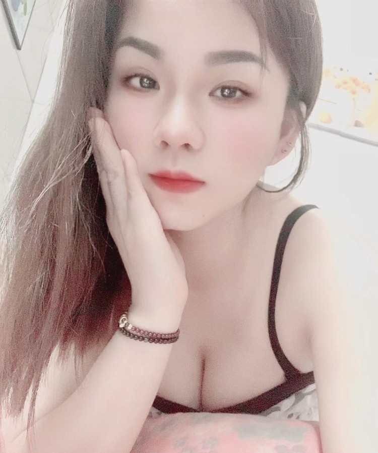 南京丰满爆乳浪女