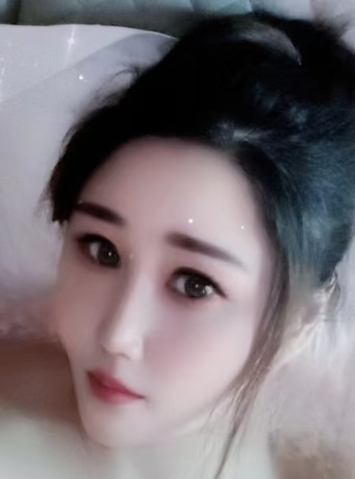 风骚少妇，屁股很大，胸也大，毒龙很舒服，服务类的，性价比高