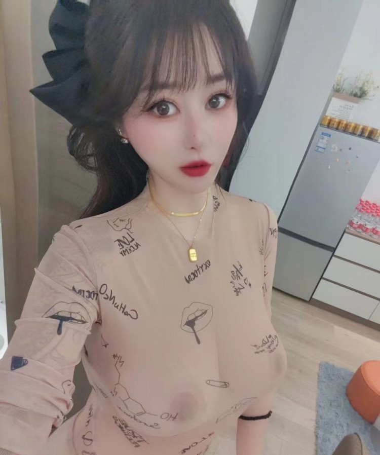 温柔的大胸老师