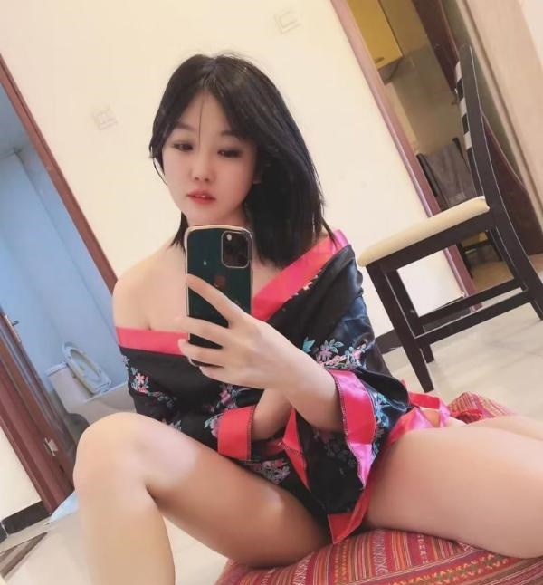 短发美腿制服诱惑哈尼