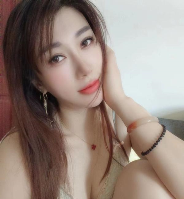 风韵人妻花妹