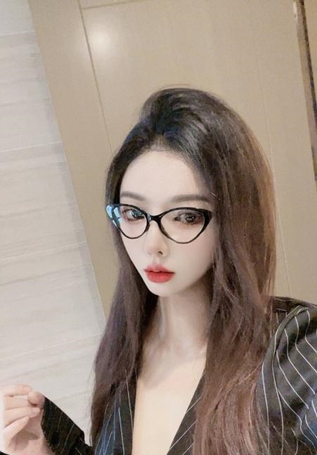 广州天河大长腿模特