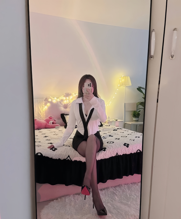 武侯轻熟黑丝兔兔
