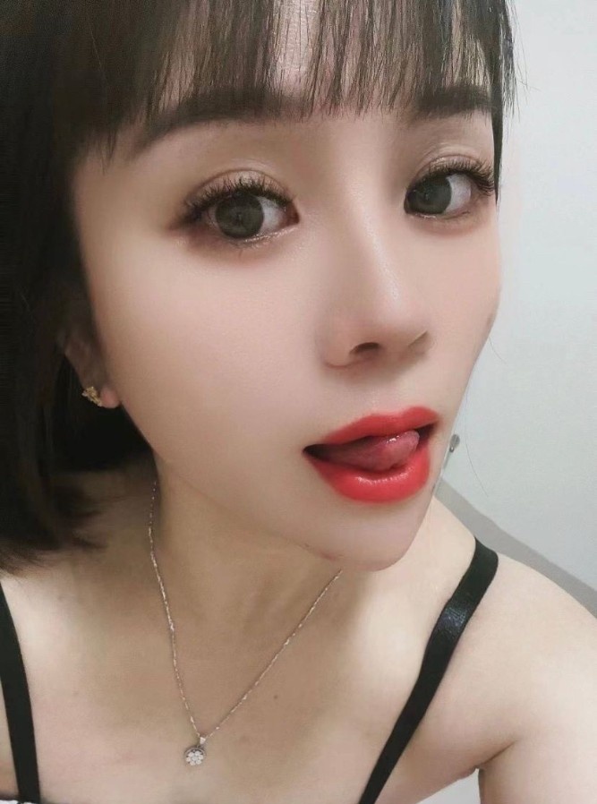 嫩木耳小兰
