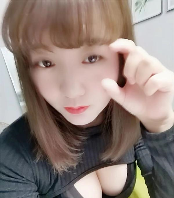 大胸小荡妇如意