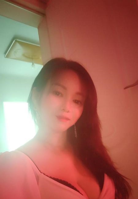 性感大奶小骚妇云朵