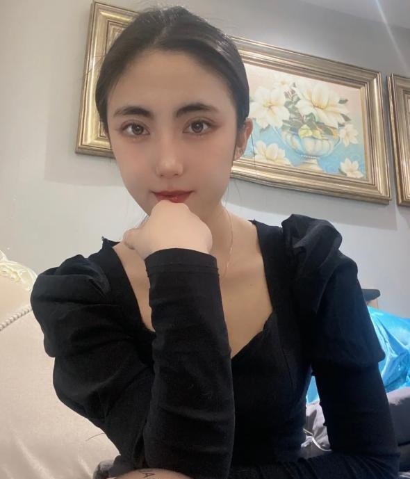 天生自带骚的梓钰