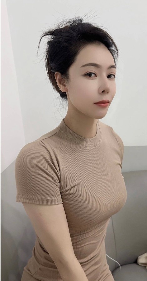 西丽御姐微微