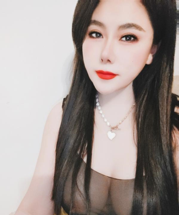 天河av人妻老师