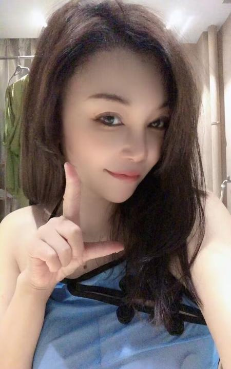 cj大奶小骚猫