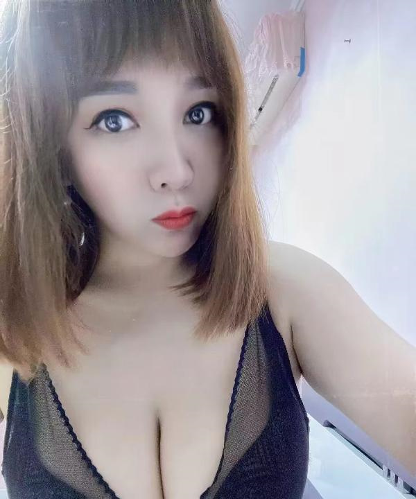 铁西大胸迷妹