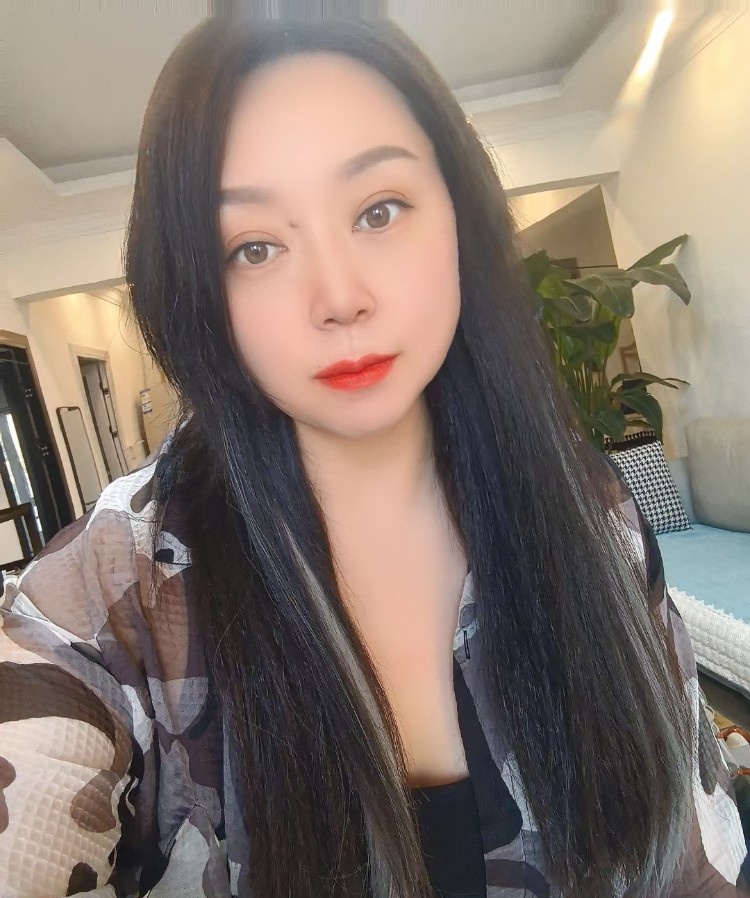 气质佳会乐器的姐姐