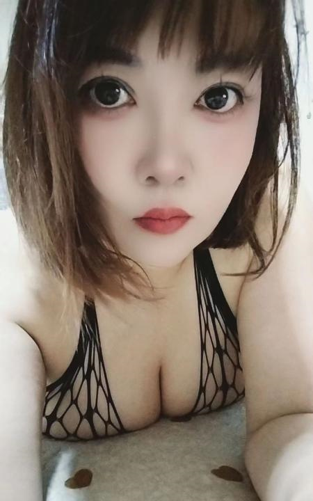 肥臀巨乳人妻