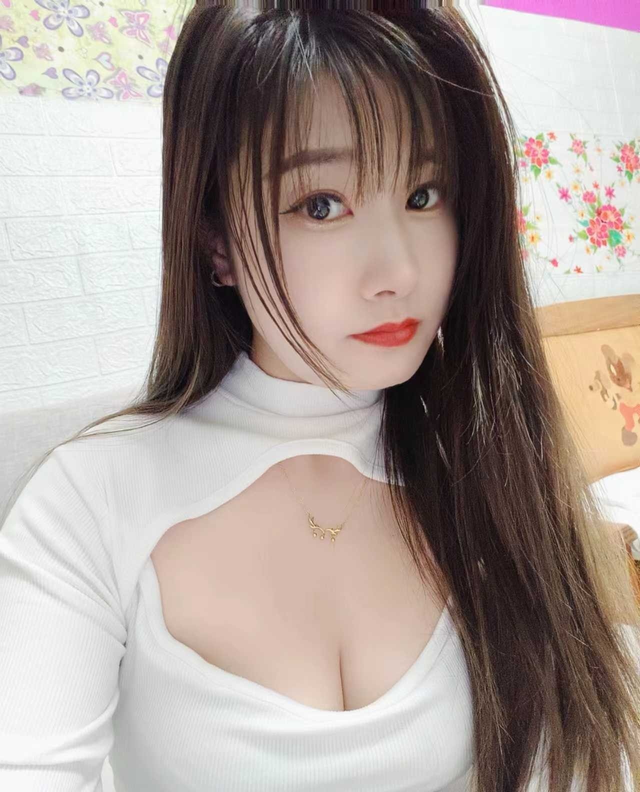 沙坪坝丰满白嫩御姐