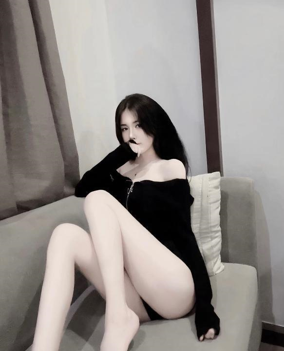 南山颜值女神骚莉莉