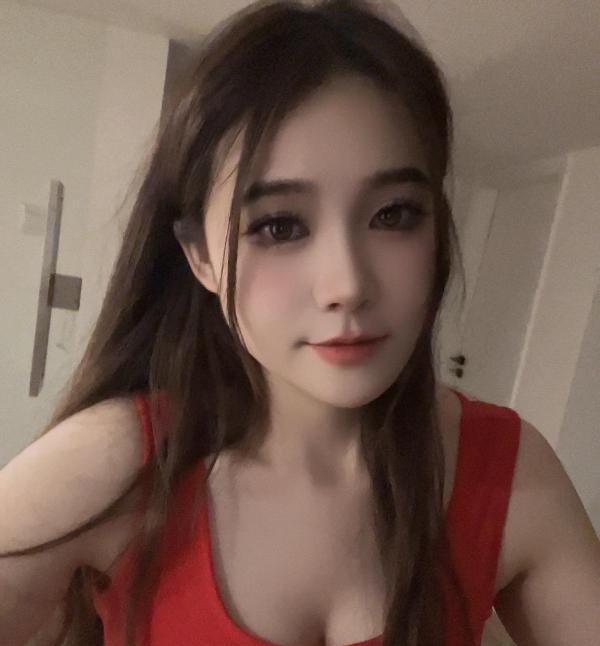 瑶海大奶妹芳芳