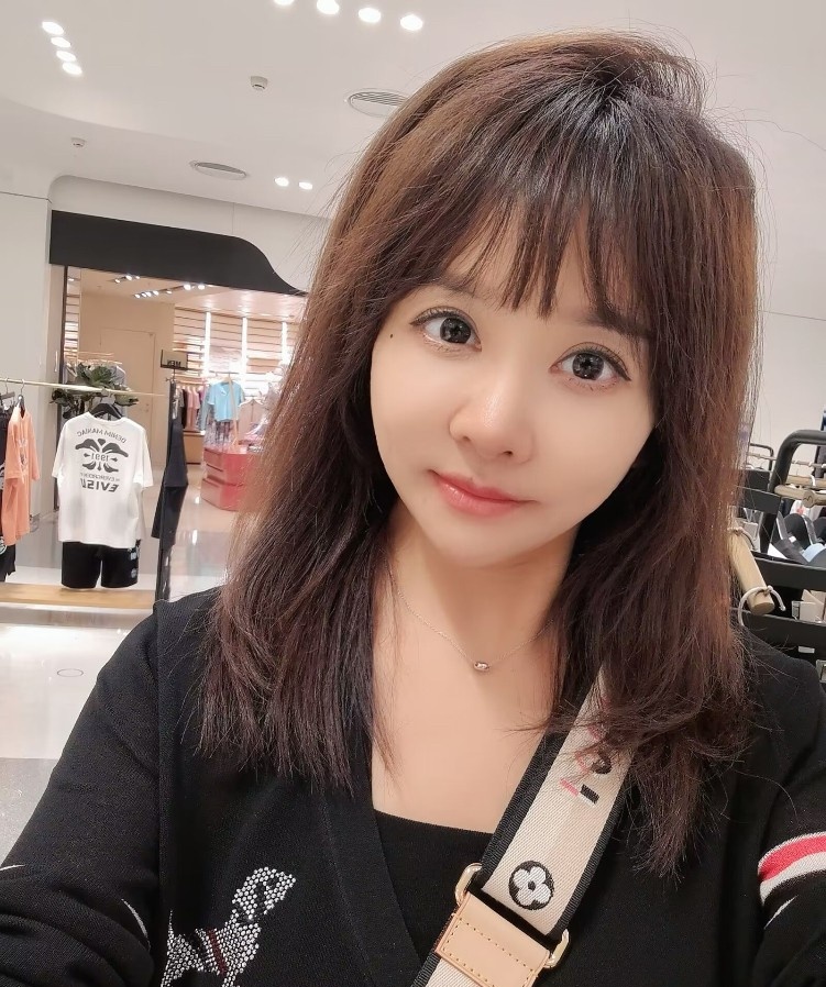 二环艳舞大胸妹