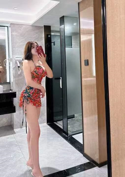 欧美身材熟女娜娜