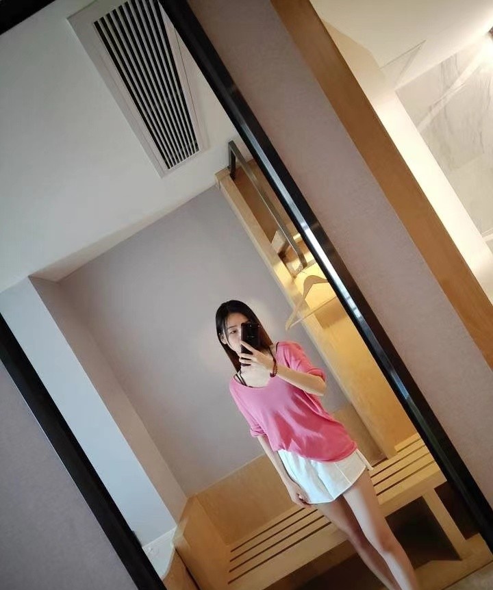 龙华菲儿
