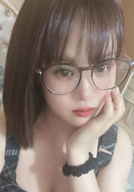 自聊自做的小仙女