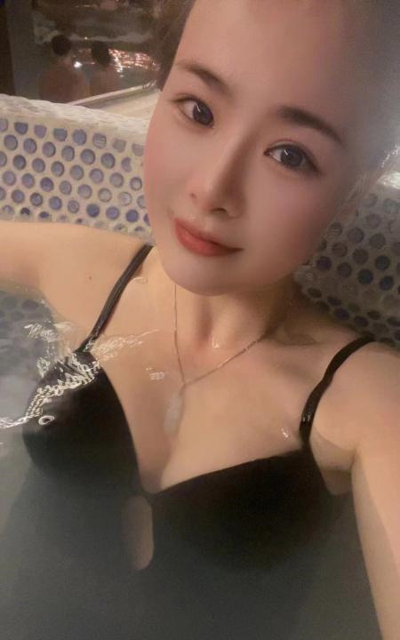 惠州美容师姗姗