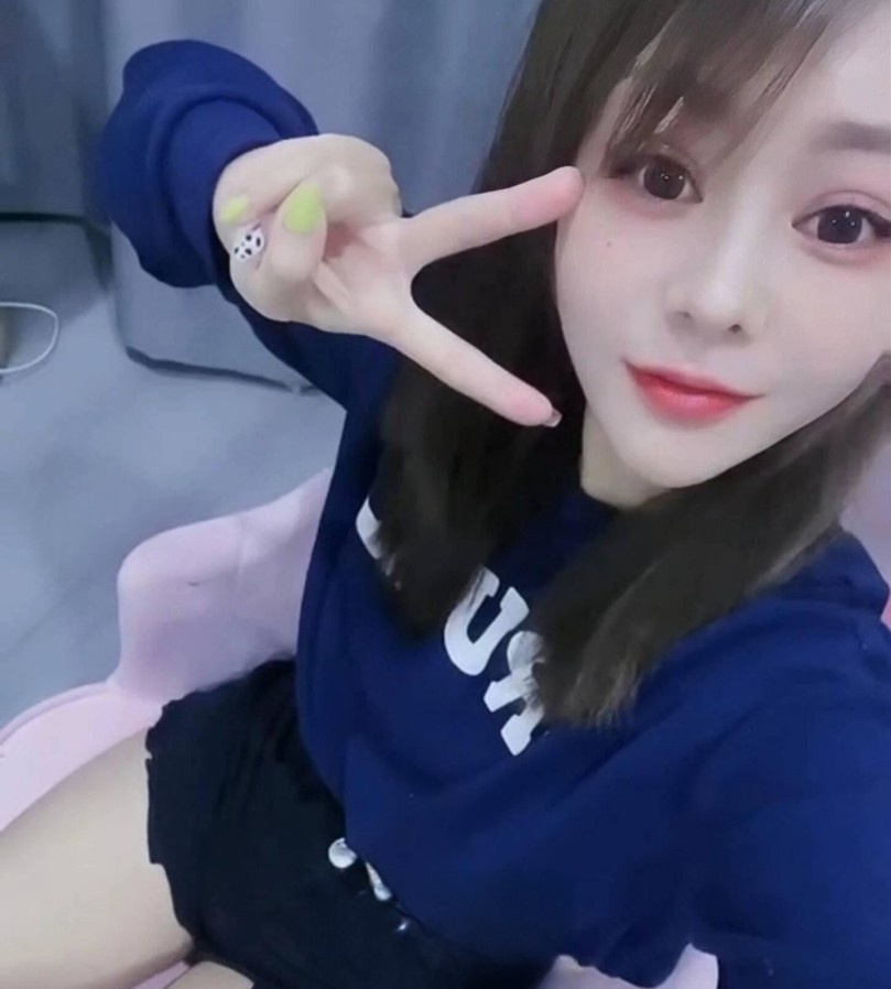 徐汇轩宝小女友