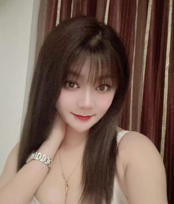 大奶少妇霞霞