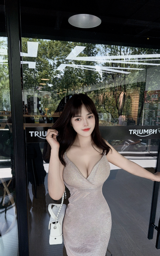 双流桃子小姐姐