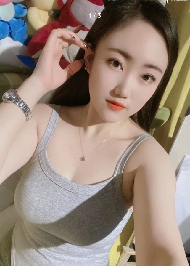 静安巨乳丰臀少妇
