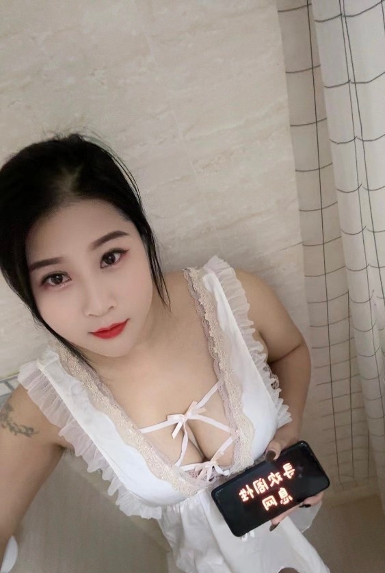 西湖肥臀骚妹