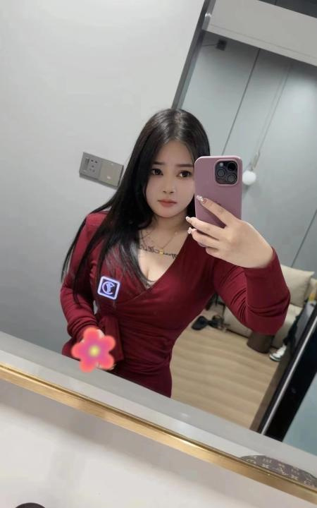 光谷倩宝小姐姐